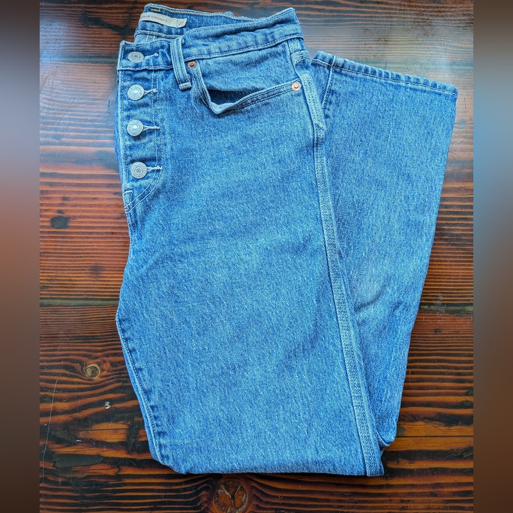 Levi’s Premium Wedgie Straight Jeans – Button Fly, Size 27